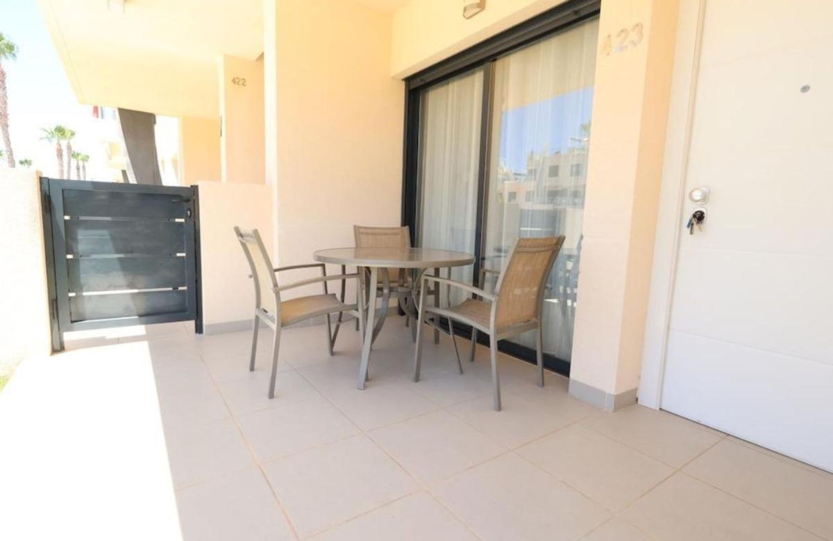 Venta de piso en Piso en C. Varsovia s/n, Pueblo Latino, Pilar de la Horadada, Pilar de la Horadada
photo 4
