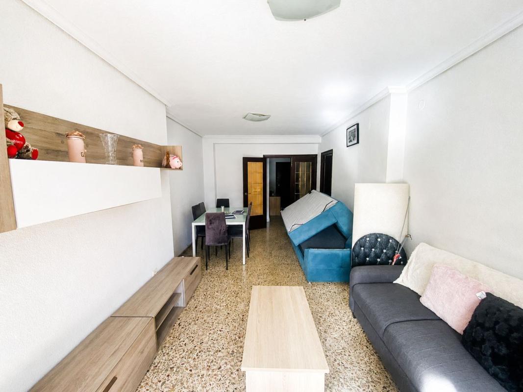 Sale of apartment in Piso en Calle de Tomàs Ortuño, Centro Urbano, Benidorm, Benidorm
 photo 3