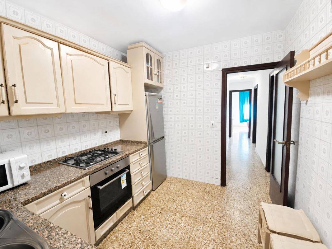 Sale of apartment in Piso en Calle de Tomàs Ortuño, Centro Urbano, Benidorm, Benidorm
 photo 5