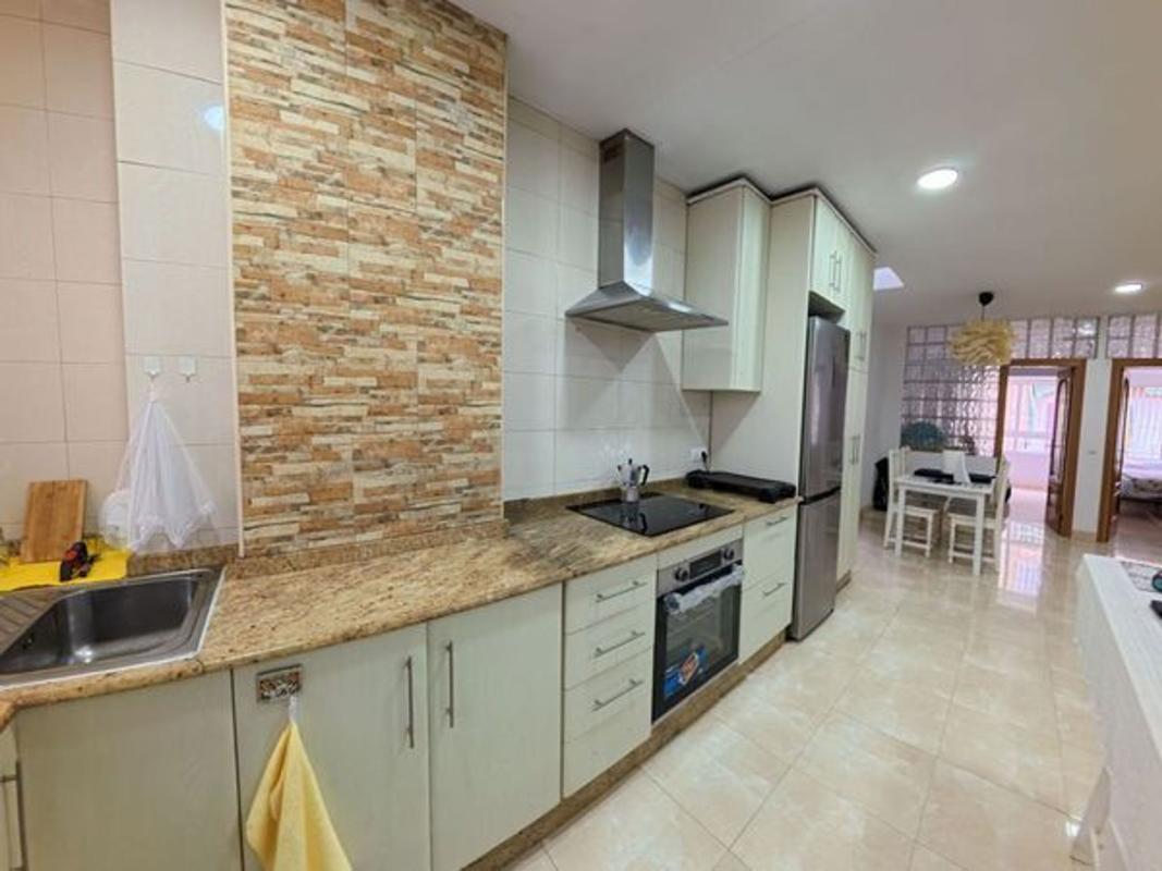 Недвижимость на продажу и в аренду в Испании photo 2