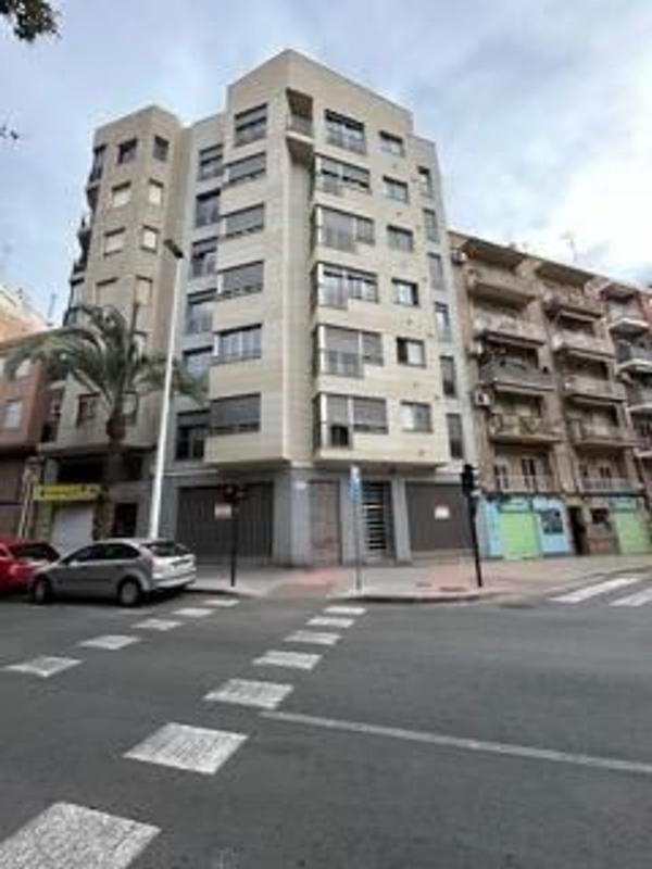 Properties for sale and rent in Spain photo 4
