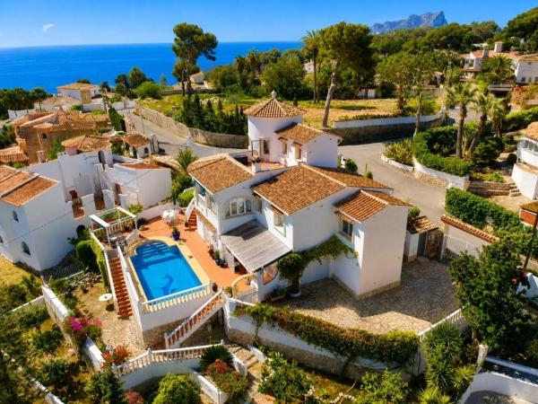 Casa o chalet independiente en Cala Advocat - Baladrar, Benissa photo 1