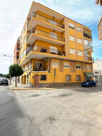 Venta de piso en Piso en Calle Joaquin Moya Martinez, Bigastro, Bigastro
photo 1