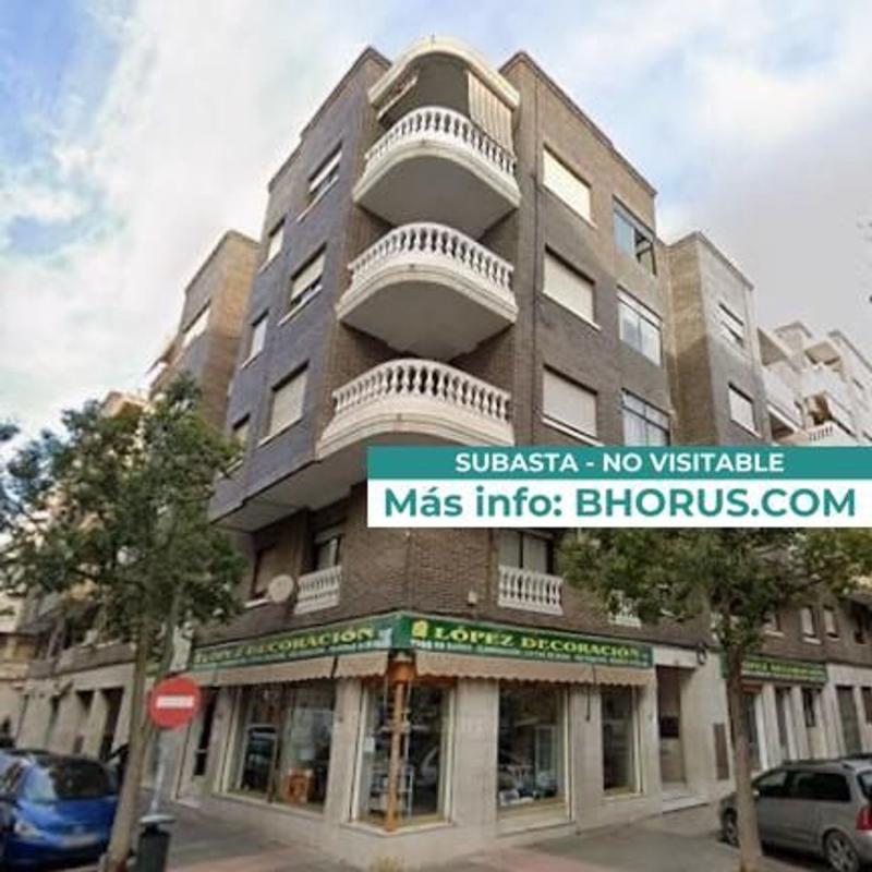 Sale of apartment in Piso en Calle Capità Gaspar Ortiz, Plaza Crevillente-Juzgados, Elche / Elx, Elche / Elx
photo 3