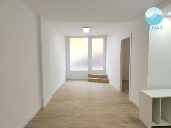 Продажа квартиры на Piso en Calle Echegaray, Centro, San Vicente del Raspeig, Сан-Висенте-дель-Распейг
thumbnail 1
