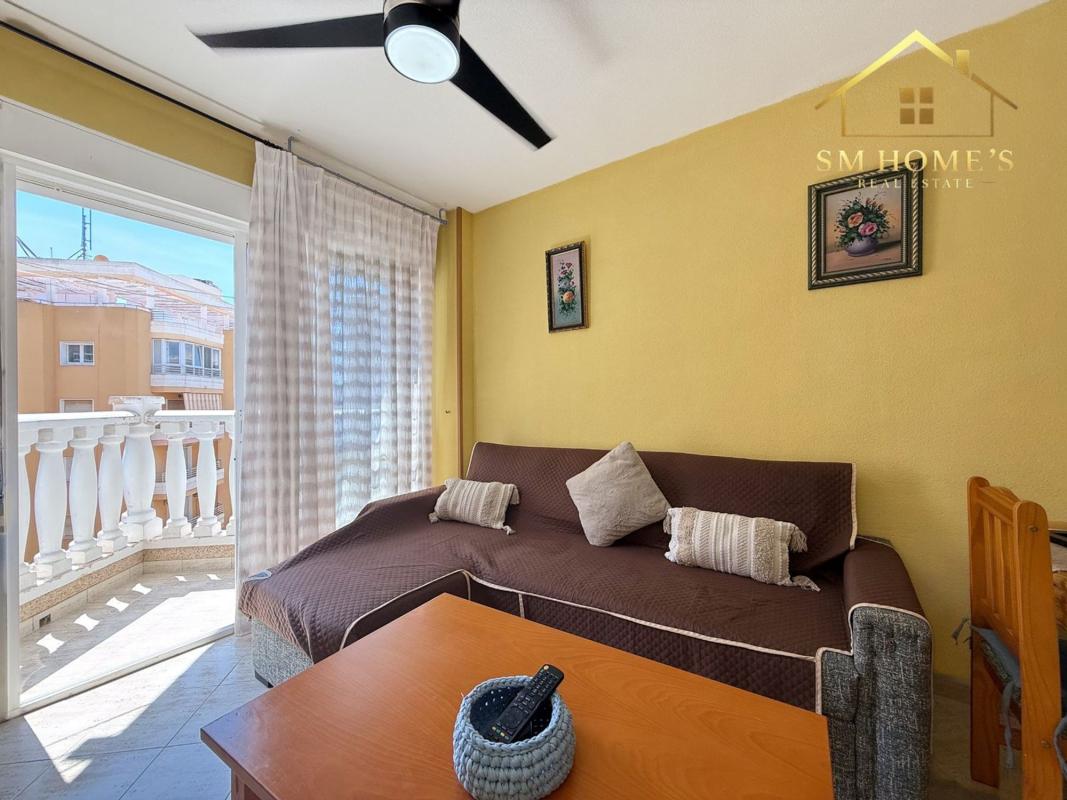 Venta de piso en Piso en Calle Radio Murcia, Antonio Machado, Torrevieja, Torrevieja
 photo 3