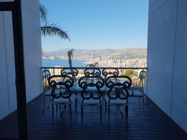 Casa o chalet independiente en Zona Sierra Helada, Benidorm photo 1