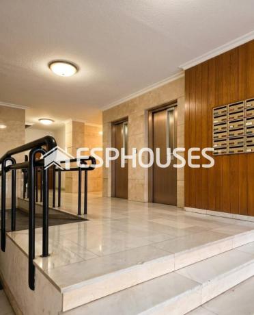 Sale of flat in Piso en Pont Nou-Corazón de Jesús, Elche / Elx, Elche / Elx
thumbnail 1