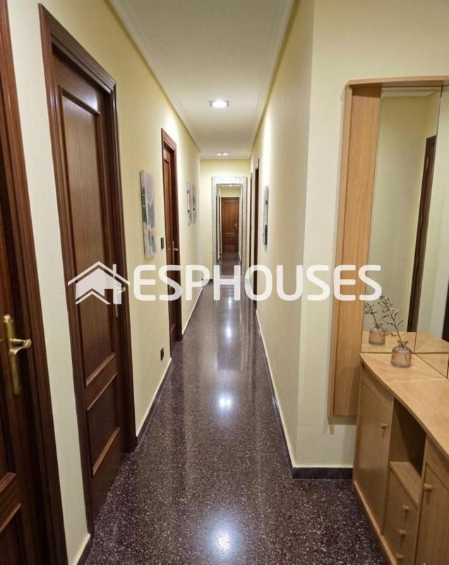 Sale of apartment in Piso en Pont Nou-Corazón de Jesús, Elche / Elx, Elche / Elx
 photo 3