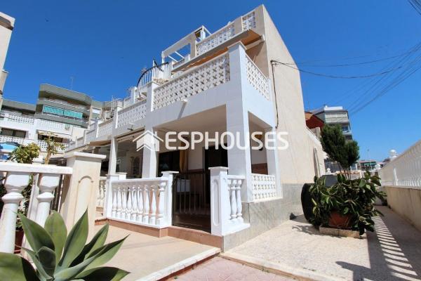 Chalet pareado en Guardamar Playa, Guardamar del Segura photo 1