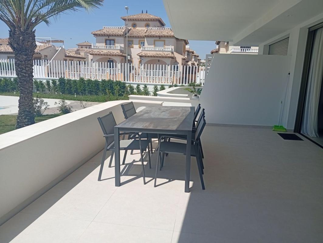 Продажа квартиры на Piso en Lomas de Cabo Roig, Orihuela, Ориуэла
photo 2