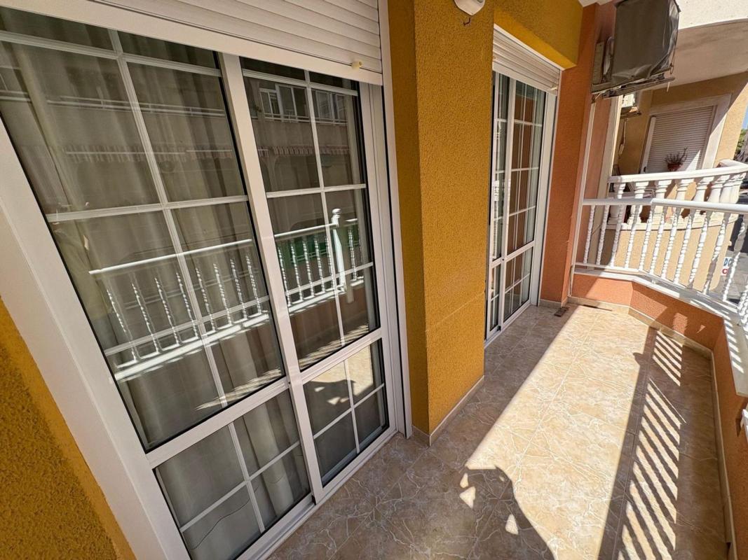 Продажа квартиры на Piso en Calle Beniel, 1, El Acequión, Torrevieja, Торревьеха
photo 1
