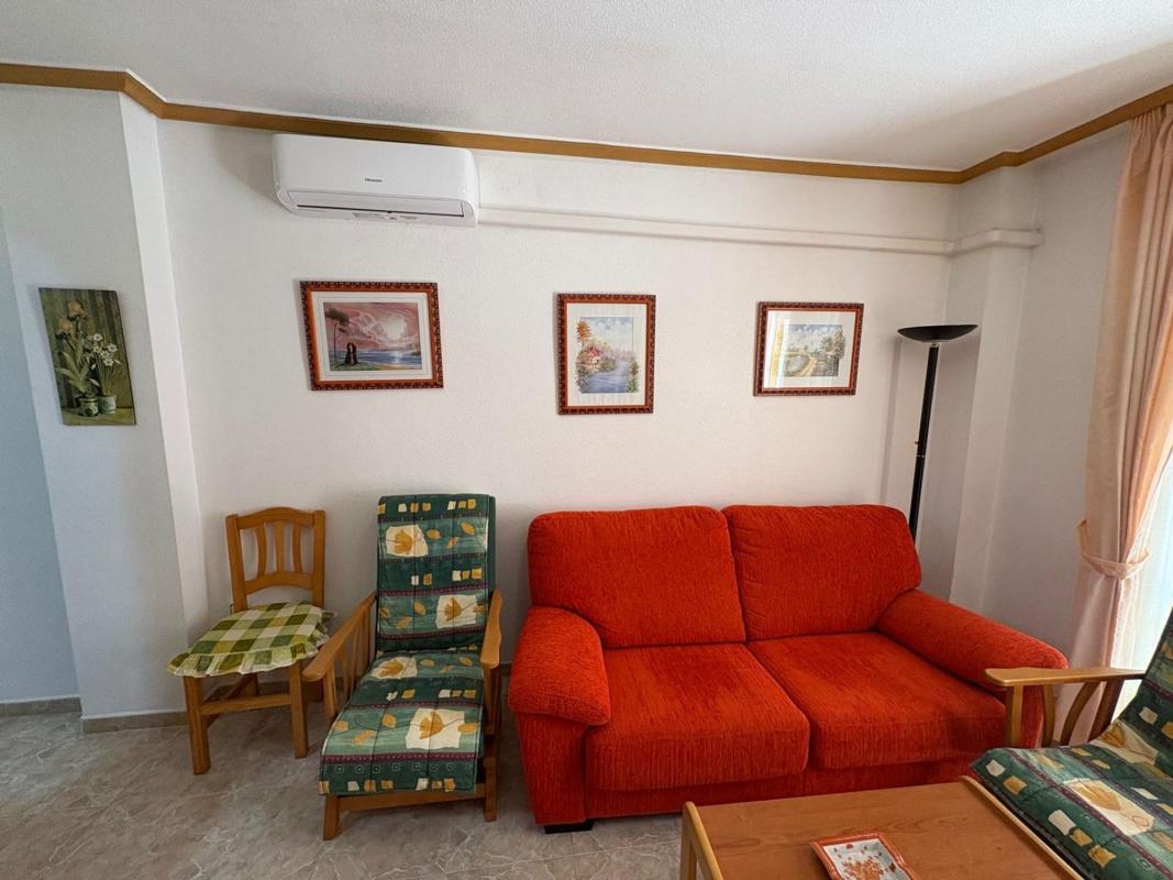 Продажа квартиры на Piso en Calle Beniajan, 1, El Acequión, Torrevieja, Торревьеха
photo 3