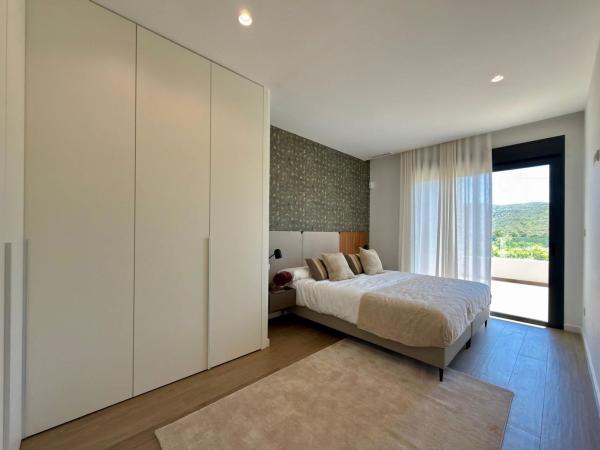 Chalet pareado en Monforte del Cid photo 2