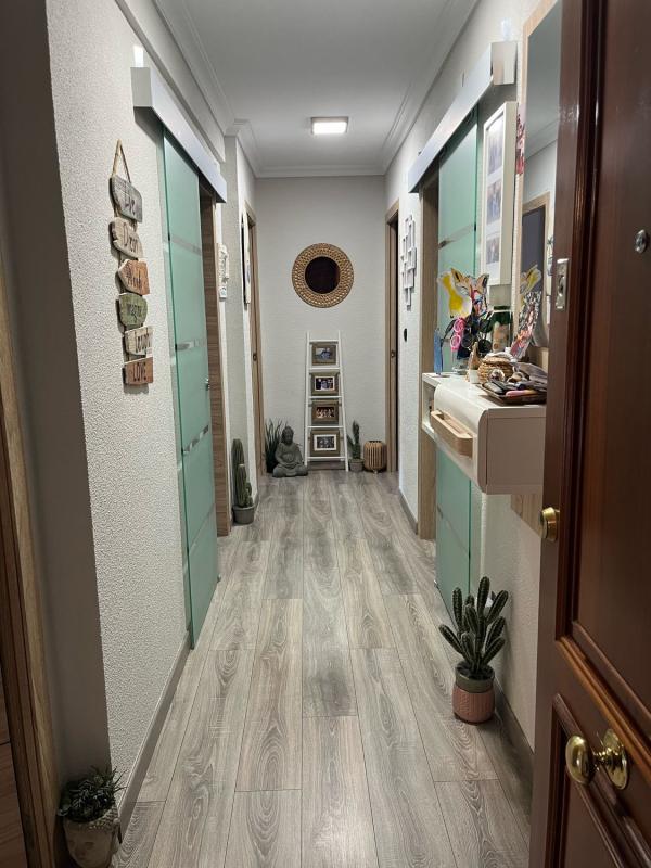 Продажа квартиры на Piso en Calle Renato Bardín, 8, Alipark, Alicante / Alacant, Аликанте / Алакант
photo 3