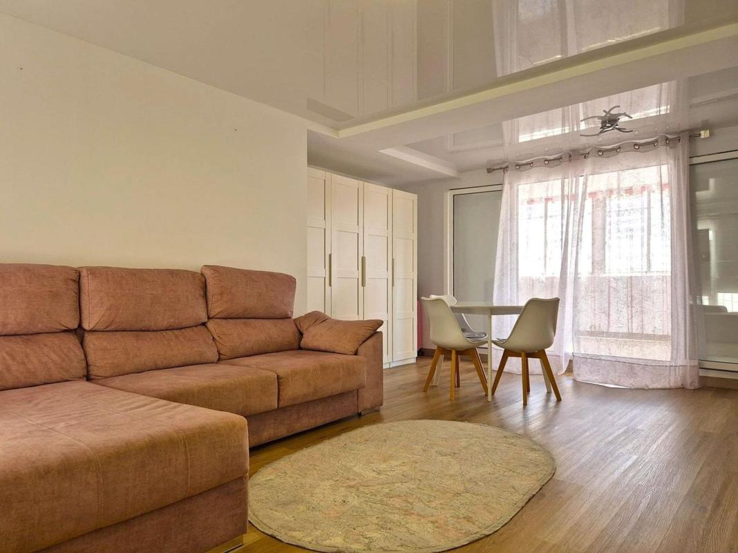 Продажа квартиры на Piso en Calle del Plus Ultra, Carolinas Altas, Alicante / Alacant, Аликанте / Алакант
photo 1