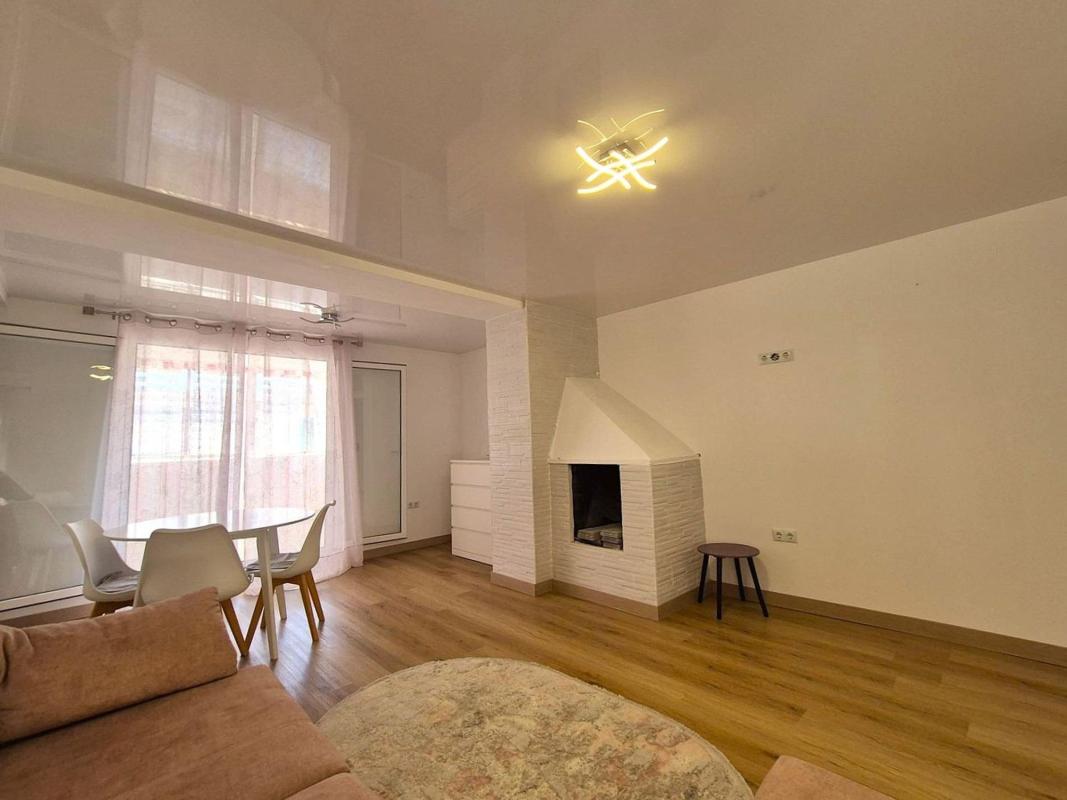 Продажа квартиры на Piso en Calle del Plus Ultra, Carolinas Altas, Alicante / Alacant, Аликанте / Алакант
photo 3