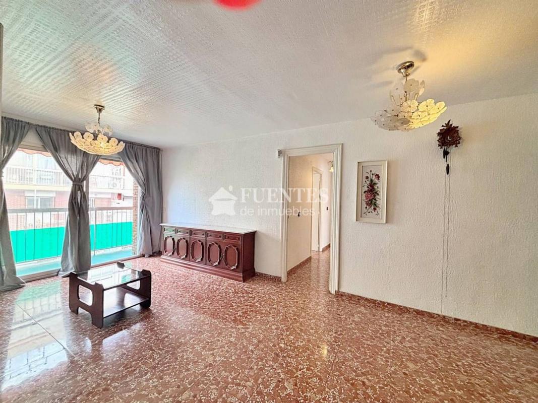 Venta de piso en Piso en Calle Primitivo Pérez, Campoamor, Alicante / Alacant, Alicante / Alacant
photo 2