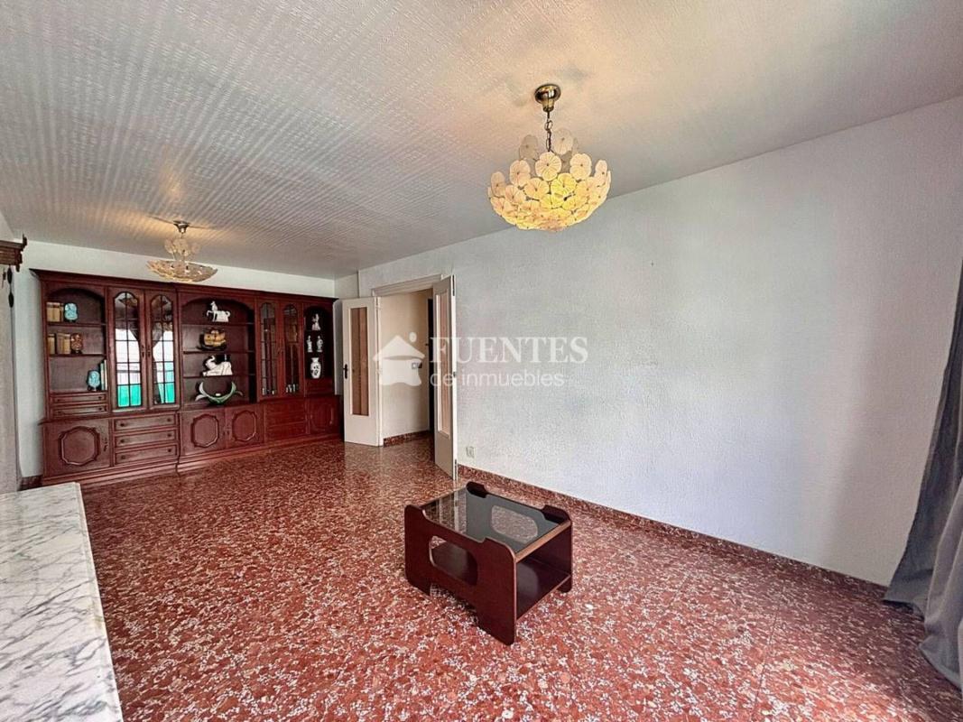 Venta de piso en Piso en Calle Primitivo Pérez, Campoamor, Alicante / Alacant, Alicante / Alacant
photo 3