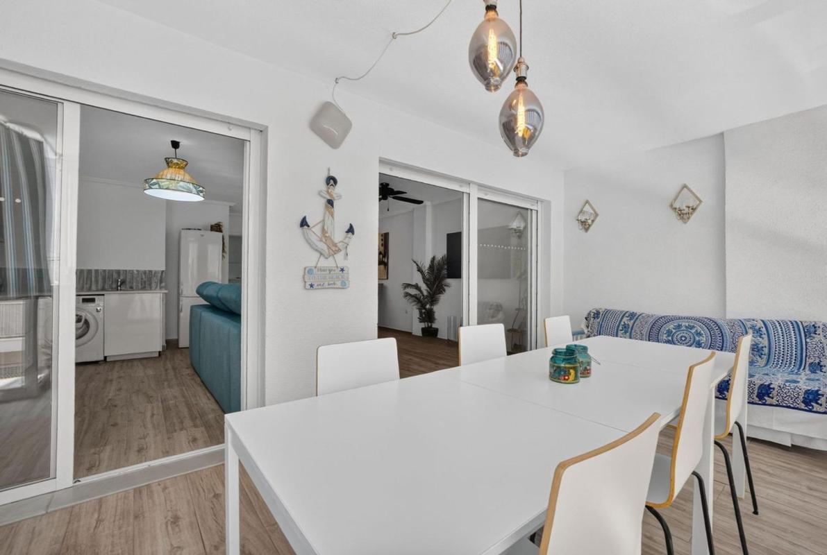 Sale of apartment in Piso en Calle Gumersindo, 85, Las Piscinas Naturales, Torrevieja, Torrevieja
photo 3