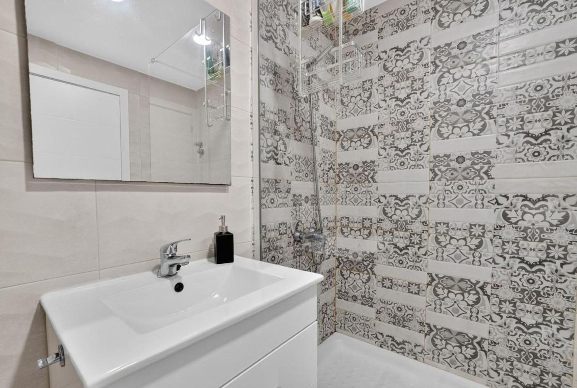 Sale of apartment in Piso en Calle Gumersindo, 85, Las Piscinas Naturales, Torrevieja, Torrevieja
photo 4