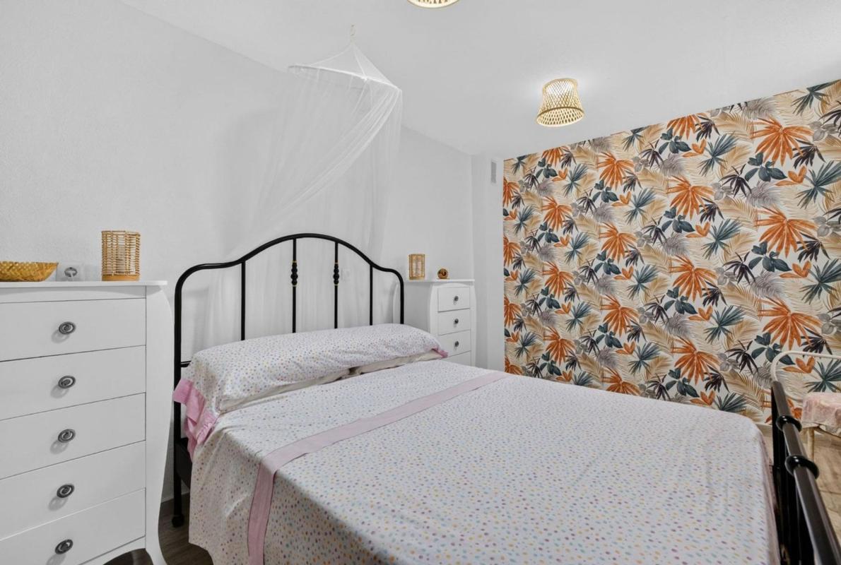 Sale of apartment in Piso en Calle Gumersindo, 85, Las Piscinas Naturales, Torrevieja, Torrevieja
photo 5