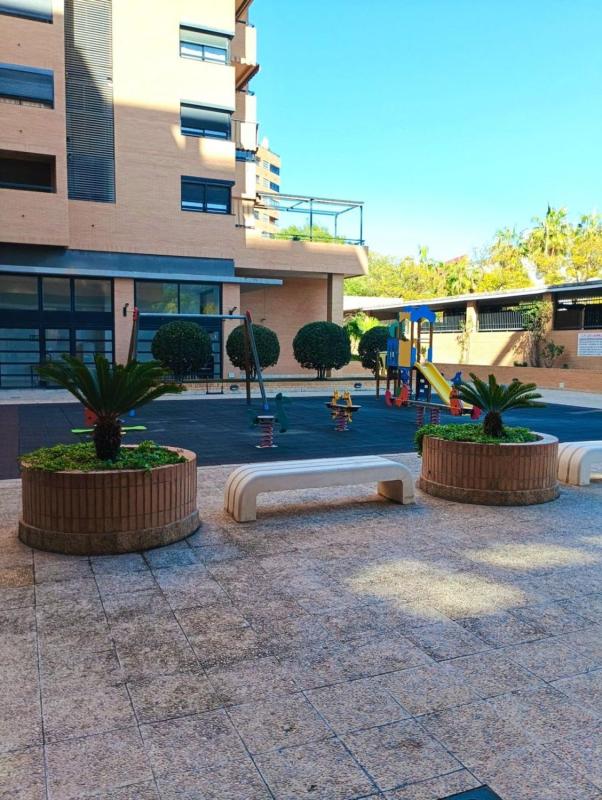 Venta de piso en Piso en Garbinet - Parque de las Avenidas, Alicante / Alacant, Alicante / Alacant
 photo 4