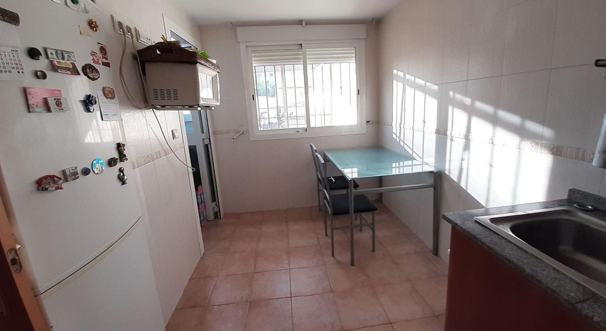 Properties for sale and rent in Spain photo 2