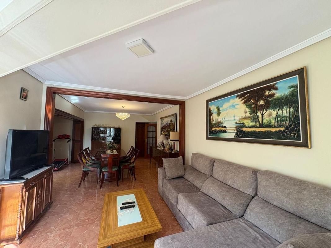 Sale of apartment in Piso en Barri Eixample, Alcoy / Alcoi, Alcoy
photo 1