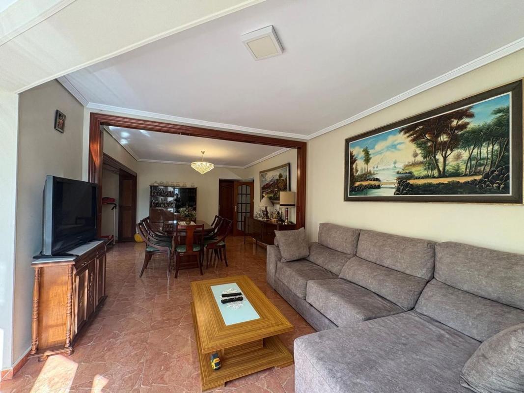 Sale of apartment in Piso en Barri Eixample, Alcoy / Alcoi, Alcoy
photo 2