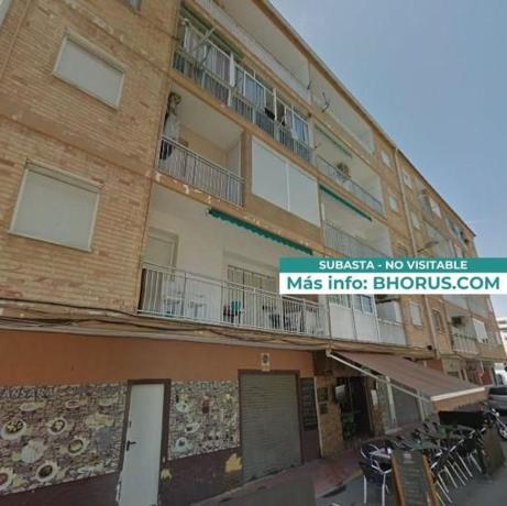Sprzedaż mieszkania w Piso en Calle Antonio Machado, Las Piscinas Naturales, Torrevieja, Torrevieja
thumbnail 1