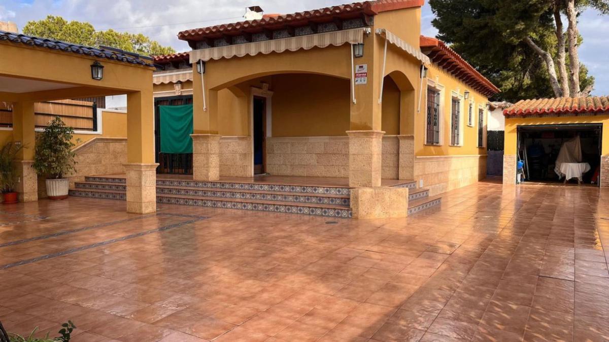Properties for sale and rent in Spain photo 3