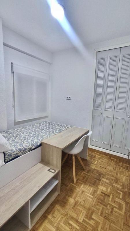 Venta de piso en Piso en Calle Reis Catòlics, Ensanche-Diputación, Alicante / Alacant, Alicante / Alacant
photo 2
