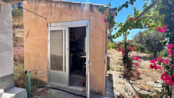 Продаётся загородный участок в Finca rústica en Font La Figuera 16, Poligono 12, 229, Relleu , Рельеу photo 1