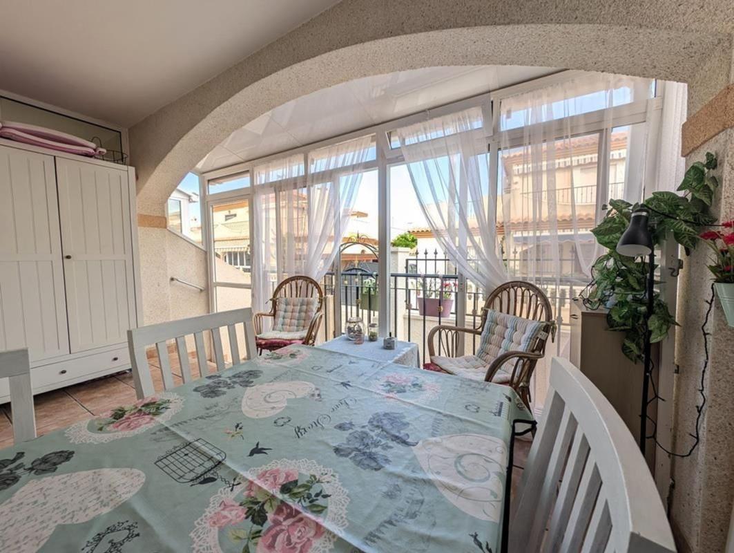 Properties for sale and rent in Spain photo 4