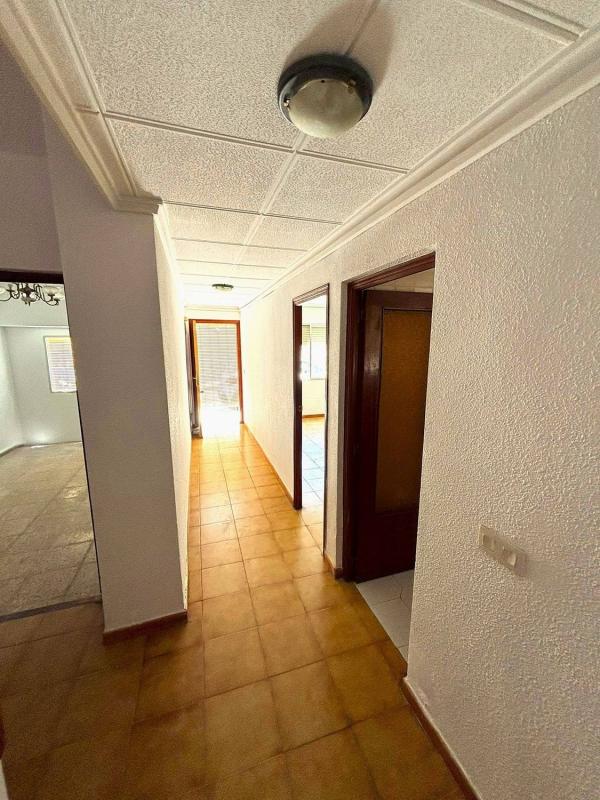 Недвижимость на продажу и в аренду в Испании photo 4