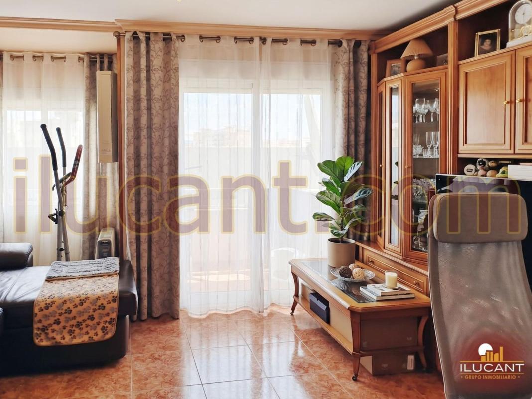 Venta de piso en Piso en San Agustín, Alicante / Alacant, Alicante / Alacant
photo 1