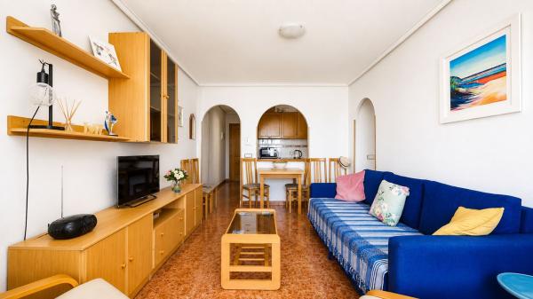Продажа квартиры на Piso en Villa Madrid, 39, Parque de las Naciones, Torrevieja, Торревьеха
thumbnail 1