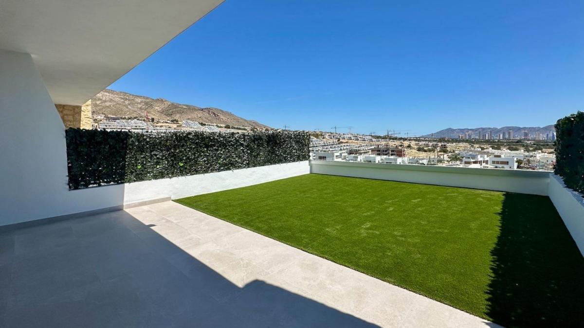 Sale of apartment in Piso en Calle de Nicaragua, 4, Balcón de Finestrat-Terra Marina, Finestrat, Finestrat
photo 3