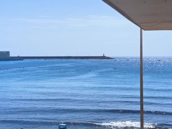 Продажа квартиры на Piso en Avenida Desiderio Rodríguez, 15, Playa de los Náufragos, Torrevieja, Торревьеха
photo 1