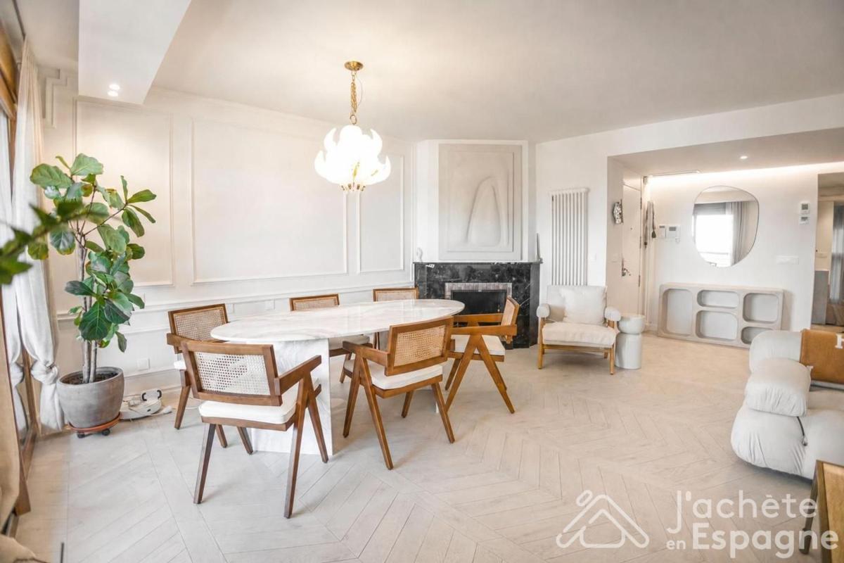 Venta de piso en Piso en Avenida Juan Bautista Lafora, Casco Histórico-Santa Cruz, Alicante / Alacant, Alicante / Alacant
photo 5