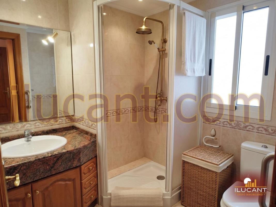 Venta de piso en Piso en Campoamor, Alicante / Alacant, Alicante / Alacant
photo 5