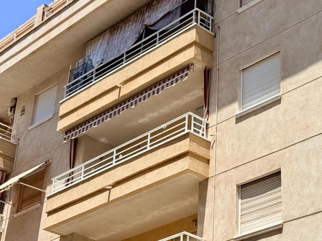 Продажа квартиры на Piso en Calle la Loma, 13, Avenida Habaneras - Curva de Palangre, Torrevieja, Торревьеха
photo 2
