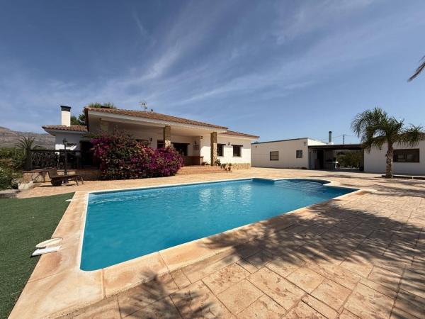 Casa o chalet independiente en Agost photo 1