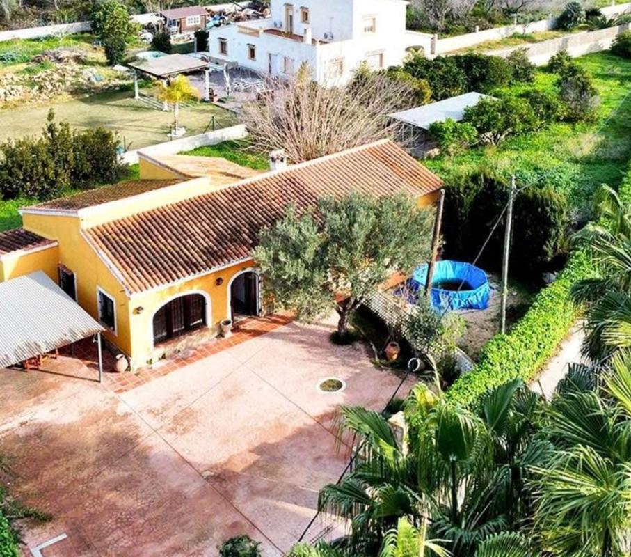 Properties for sale and rent in Spain photo 2