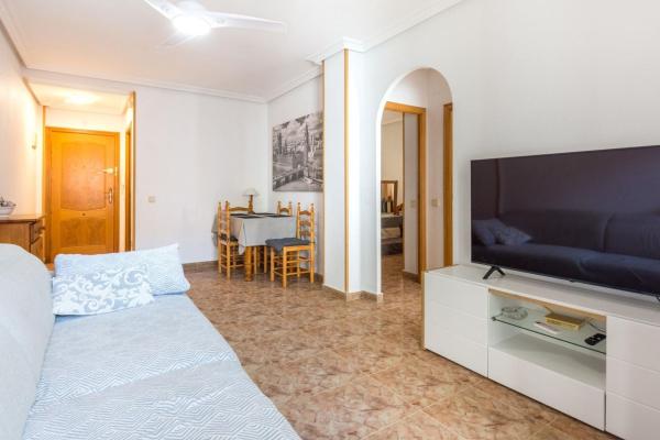 Продажа квартиры на Piso en Calle Moriones, Las Piscinas Naturales, Torrevieja, Торревьеха
thumbnail 1