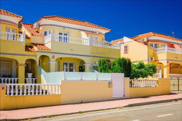 Independent chalet for sale in Casa o chalet en Plaza F-2 Filipinas Oeste, Las Filipinas, Orihuela, Orihuela
thumbnail 1
