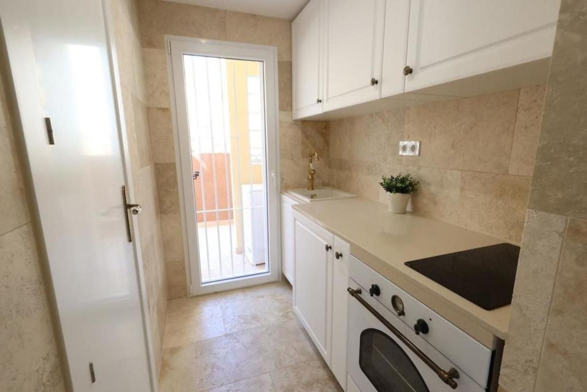 Sale of independent chalet in Casa o chalet en Calle Carolinas, Las Filipinas, Orihuela, Orihuela
 photo 4