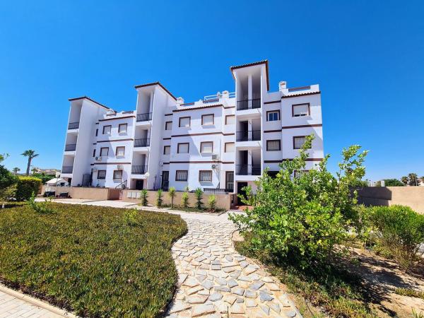Продажа квартиры на Piso en Calle J.H.Alhamed, La Ciñuelica - Villa Rosa, Orihuela, Ориуэла
photo 1