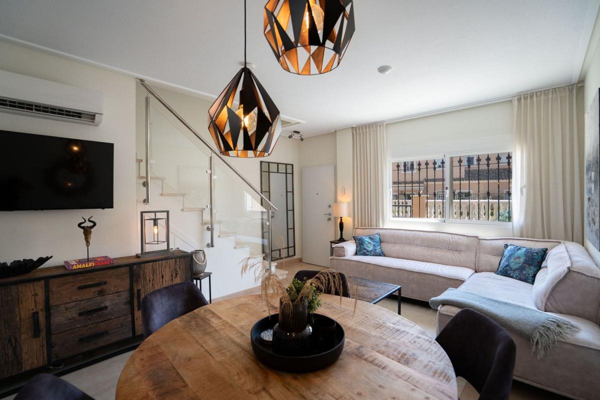 Продажа таунхауса в Chalet adosado en Avenida de Colón, Torre de la Horadada, Pilar de la Horadada , Пилар де ла Орадада photo 4